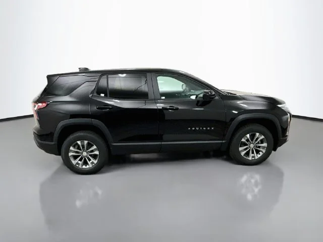 New 2027 Mosaic Black Metallic Chevrolet LT image 10