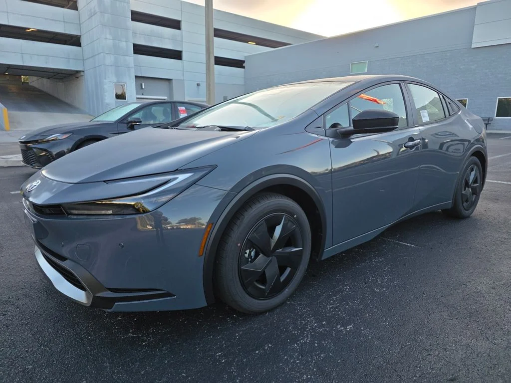 New 2026 Guardian Gray Toyota  SE image 3