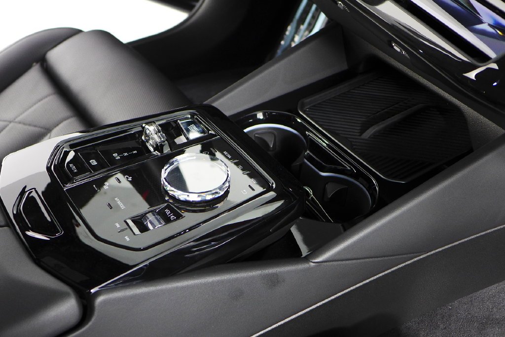 Certified Used 2024 Dark Graphite BMW M60 image 15