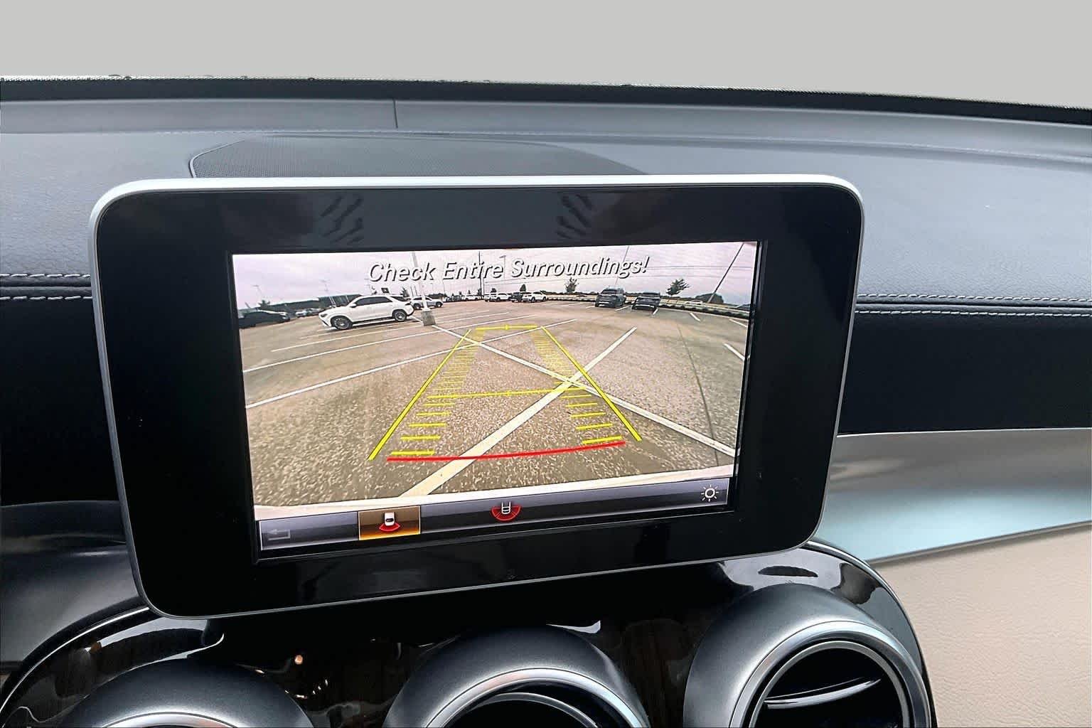 Used 2019 Polar White Mercedes-Benz GLC 300 image 26