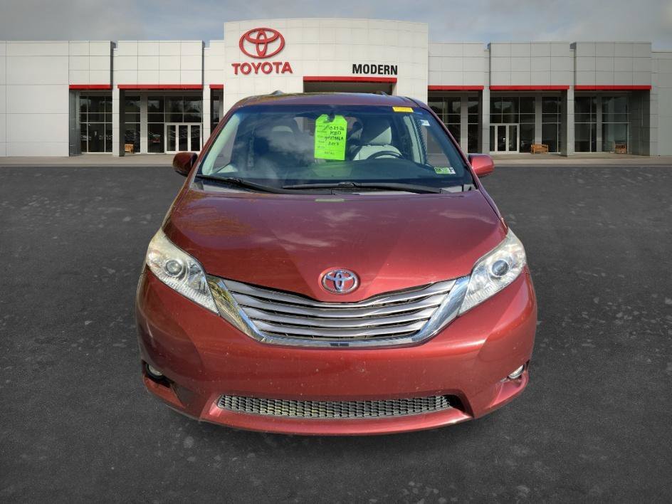 Used 2017 Salsa Red Pearl Toyota XLE image 2