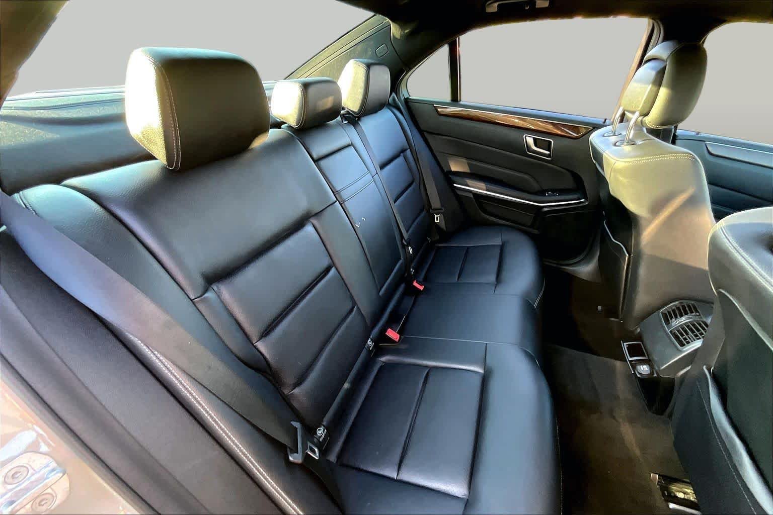Used 2014 Palladium Silver Metallic Mercedes-Benz E 350 Luxury image 20