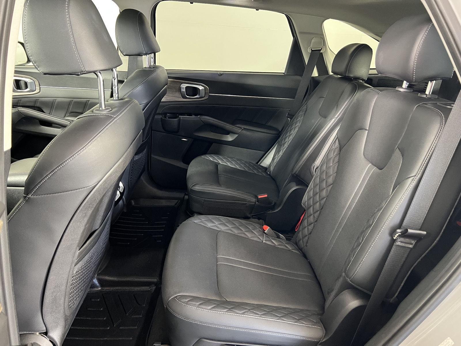 Used 2023 Wolf Gray Kia X-Line SX Prestige image 20