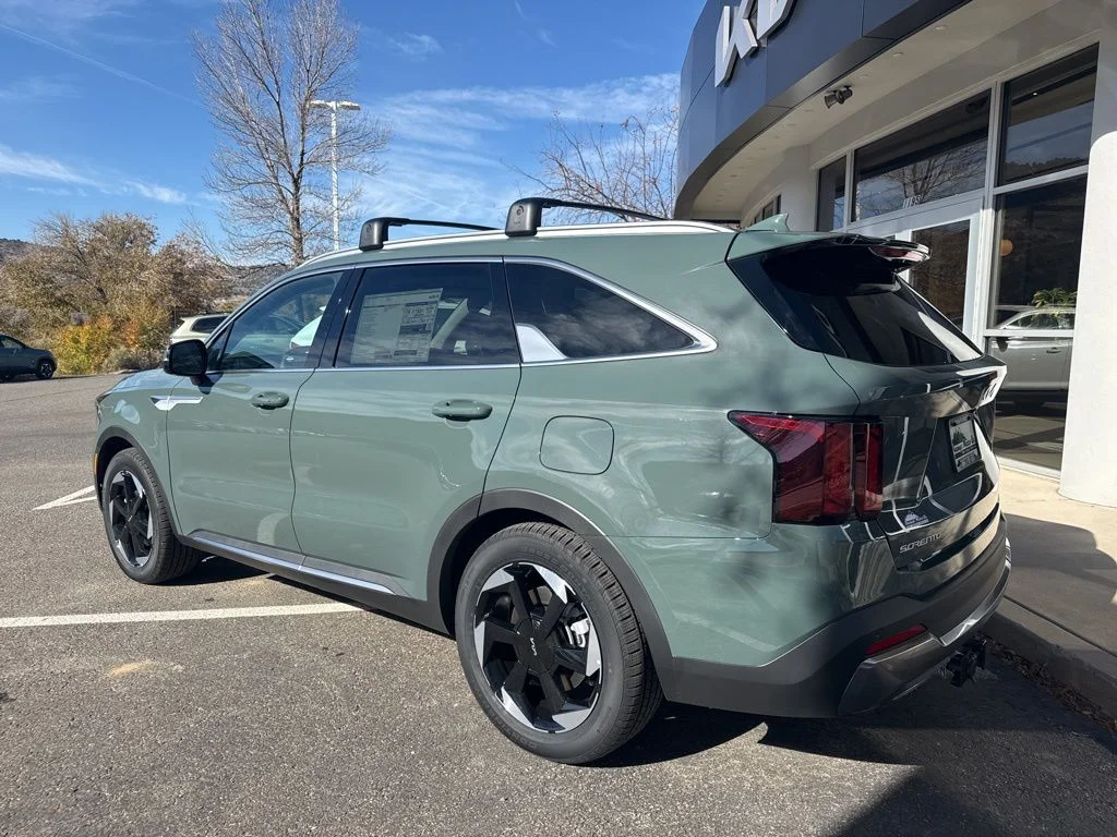 2026 Kia Sorento EX PHEV - Photo 12