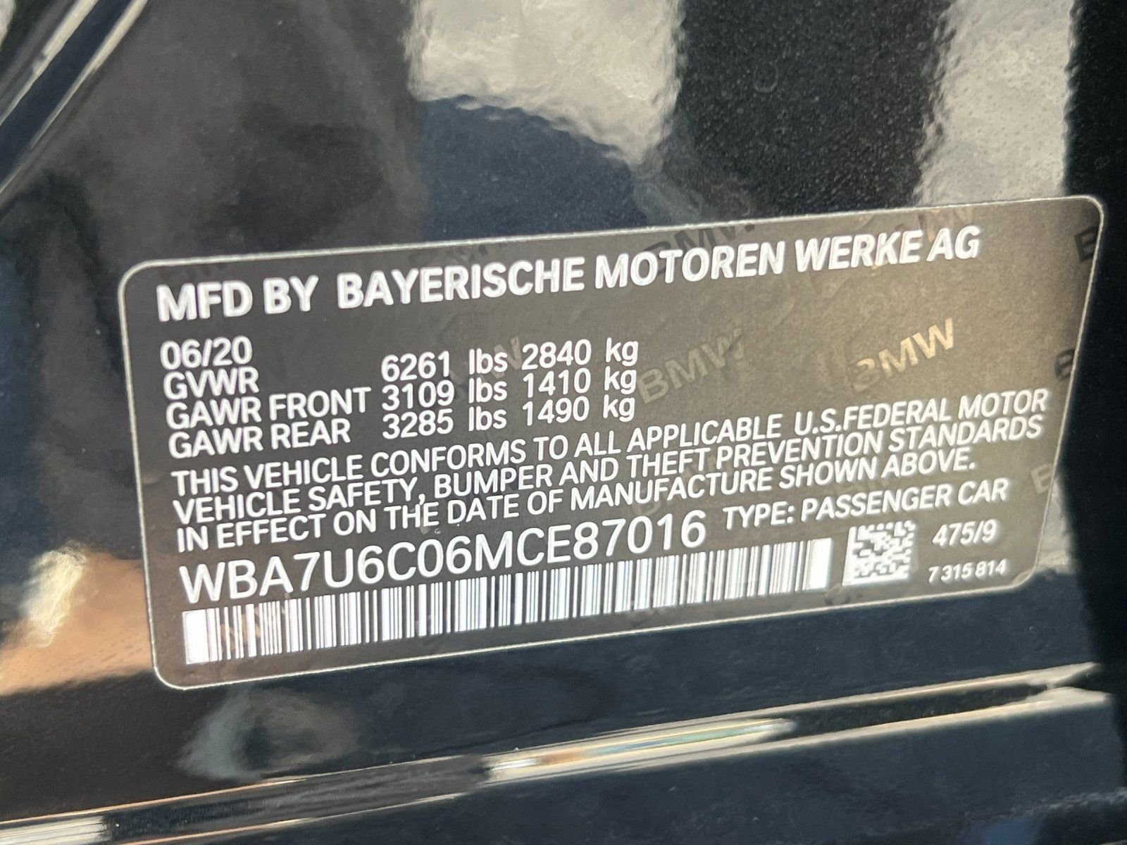 2021 BMW 7 Series M760i - Photo 28