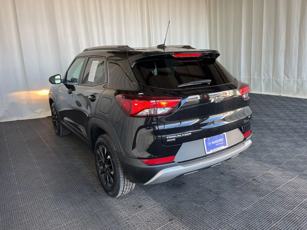 Used 2023 Black Chevrolet LT image 29