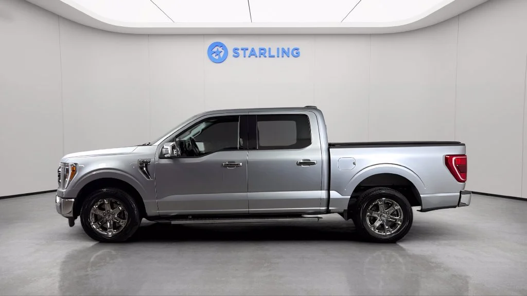 Used 2021 Silver Ford XLT image 3
