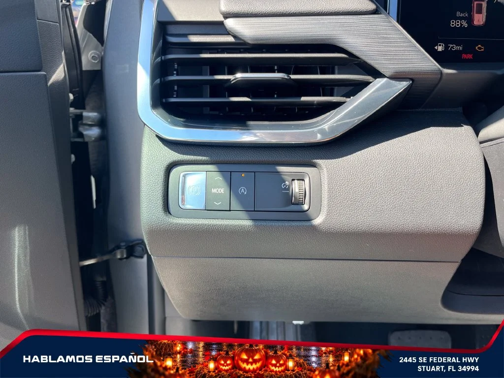 Used 2026 Sterling Metallic GMC Elevation image 25