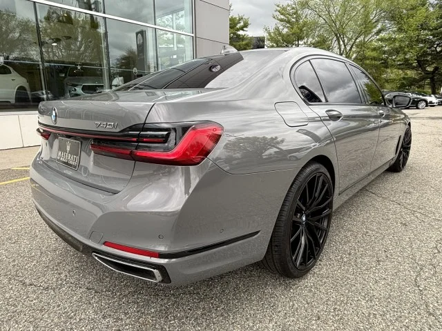 Used 2022 Dravit Grey Metallic BMW 740i xDrive ~PREMIUM & EXECUTIVE PACKAGE !! image 6
