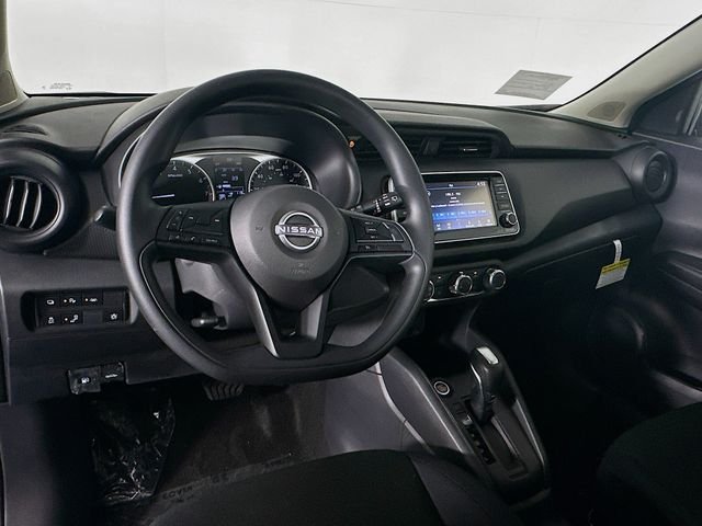 2025 Nissan KICKS PLAY Base - Photo 13
