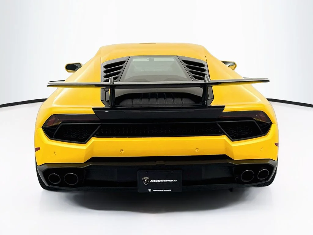 Used 2017 Yellow Lamborghini LP580-2 image 6