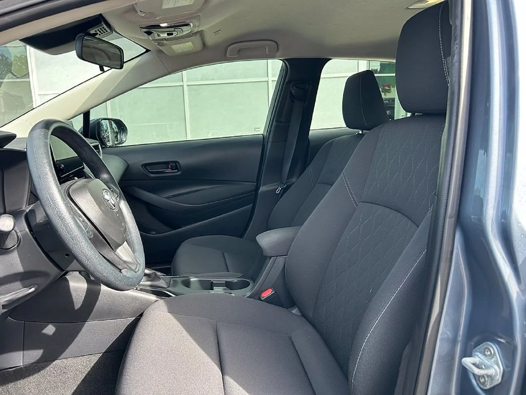 Certified Used 2025  Toyota LE image 8