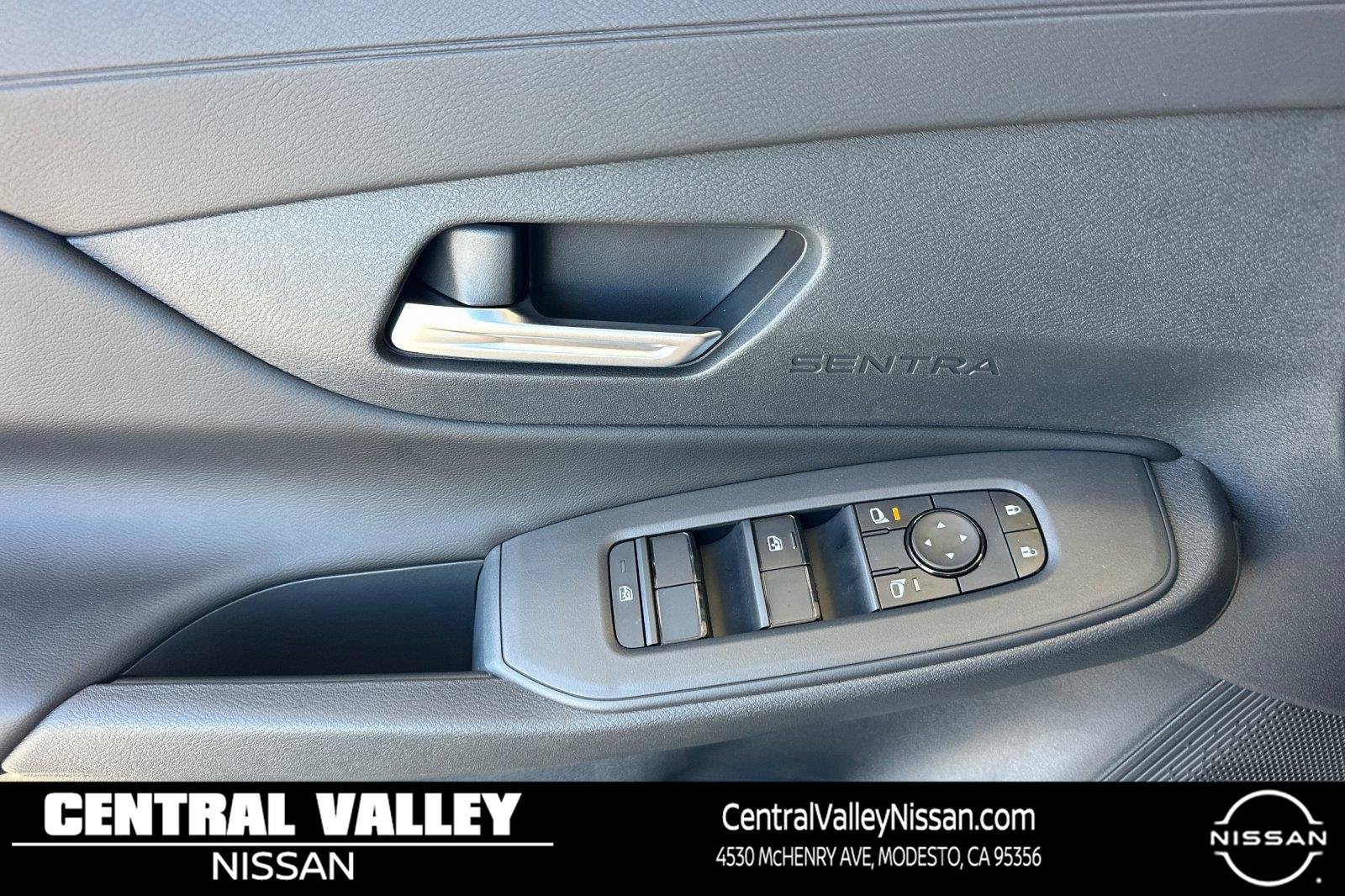 New 2026 Atlantic Gray Metallic Nissan SV image 11