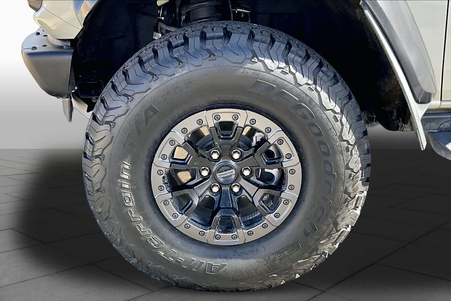 Used 2025 Desert Sand Ford Raptor image 10