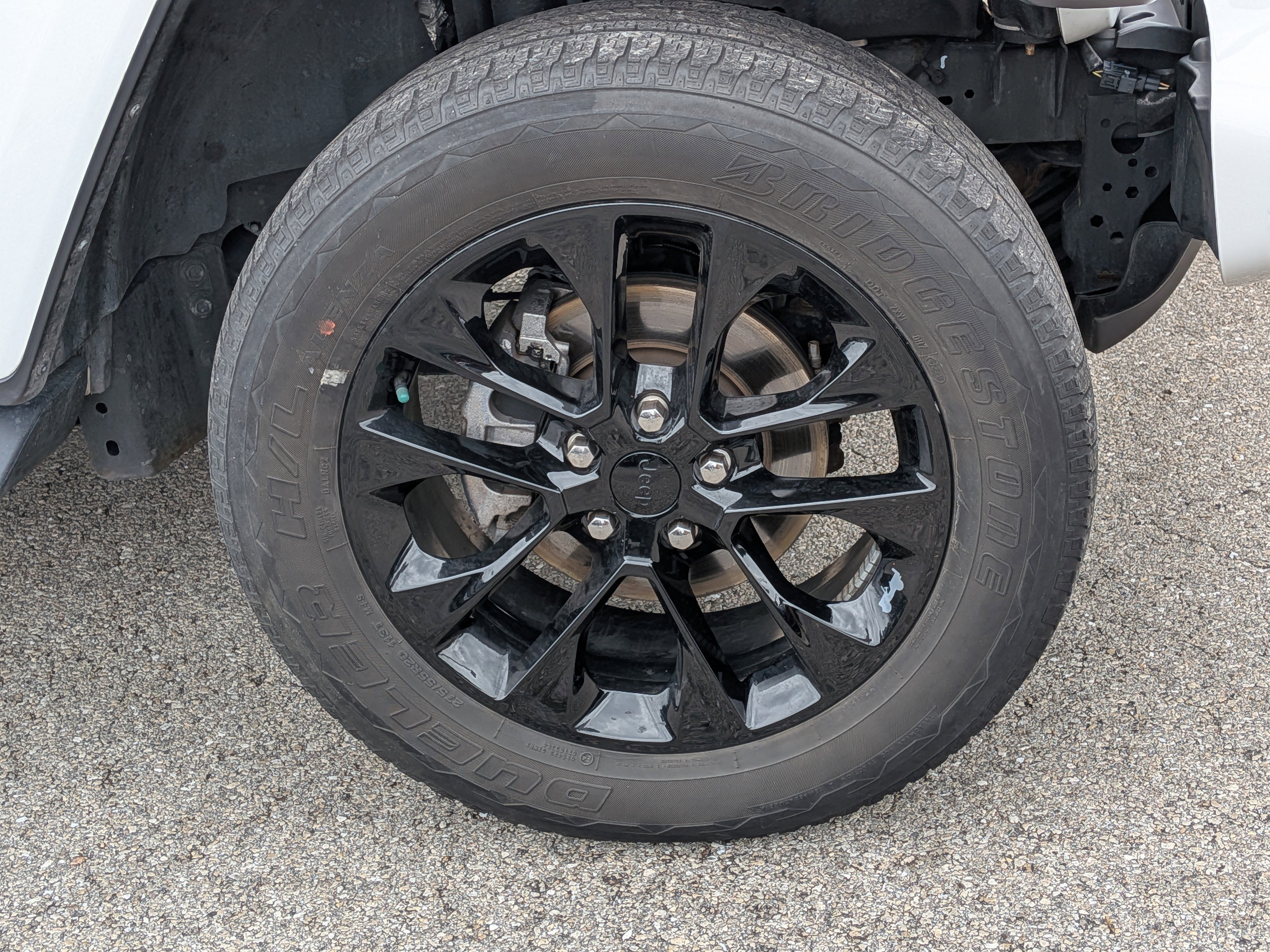 Used 2023 Bright White Clearcoat Jeep High Altitude image 11
