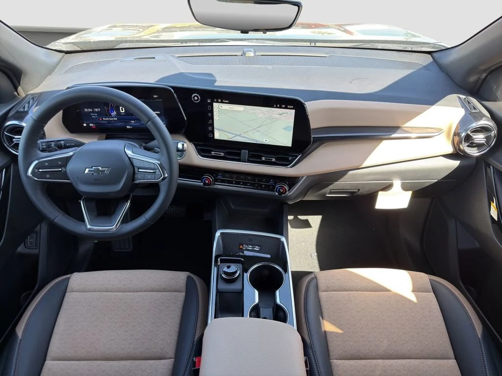 New 2026 Mosaic Black Metallic Chevrolet ACTIV image 14