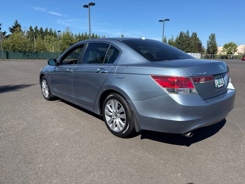 Used 2011 Celestial Blue Metallic Honda EX-L image 5