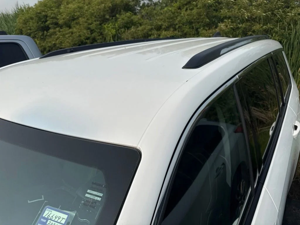 Used 2021 White Jeep Laredo image 11