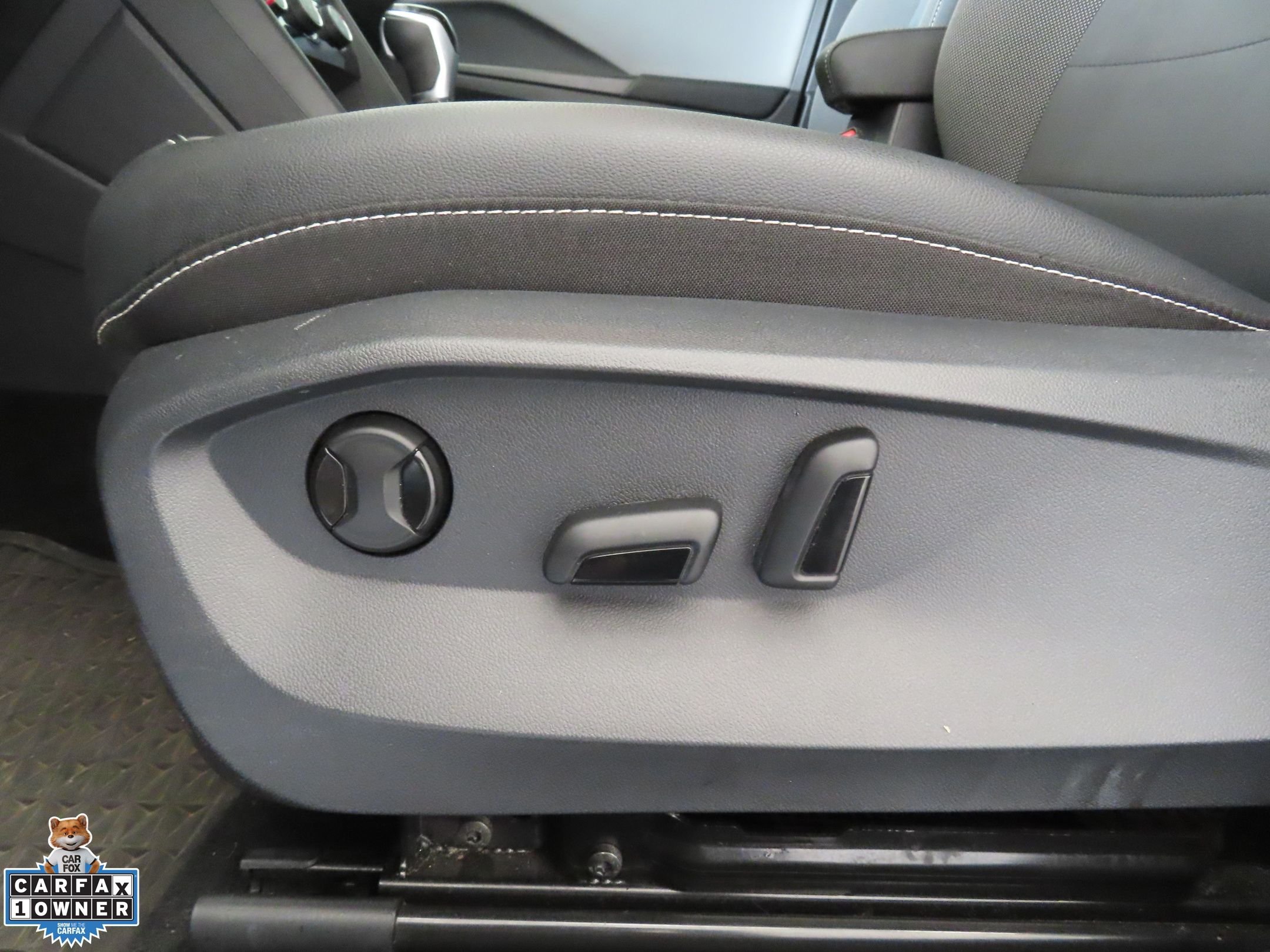 Certified Used 2023 Gray Volkswagen 1.5T SE image 12