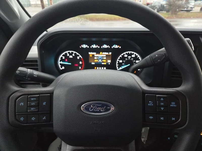 New 2026 Oxford White Ford F-350® XLT image 23