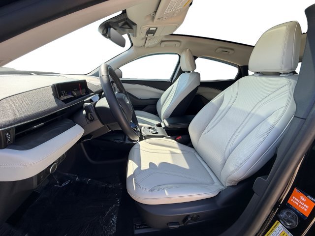 Used 2023 Black Ford Premium image 10