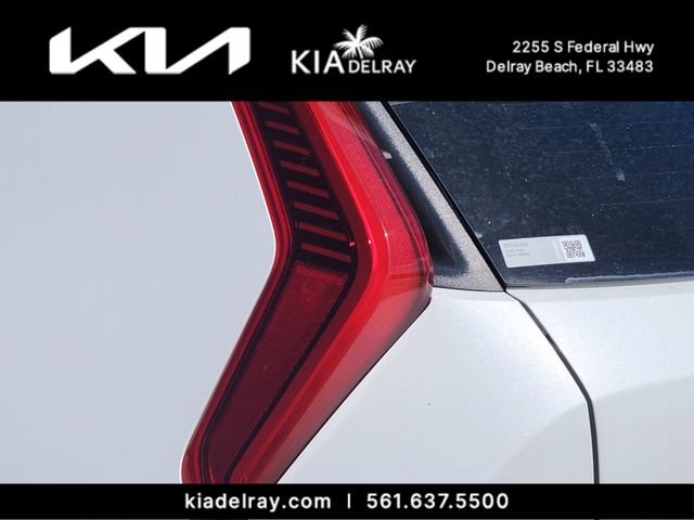 New 2026 Snow White Pearl Kia WIND image 7