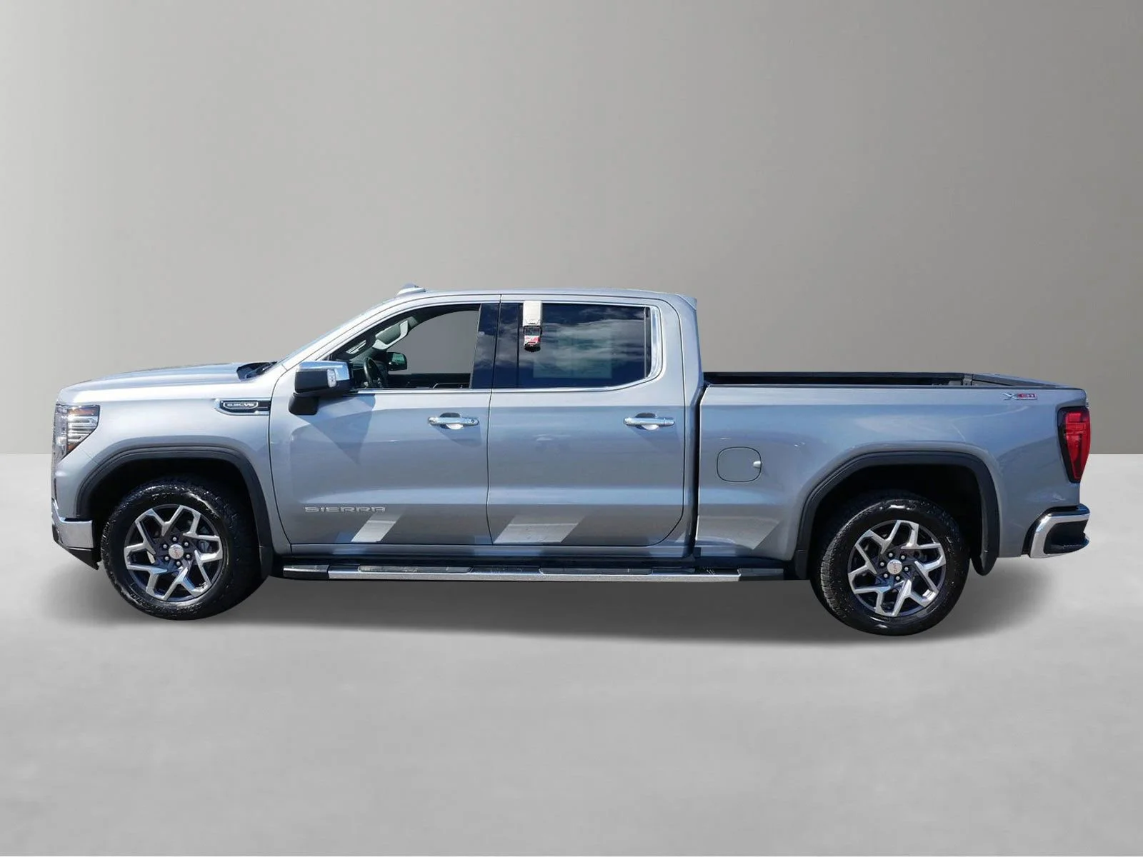 Used 2023 Sterling Metallic GMC SLT image 6