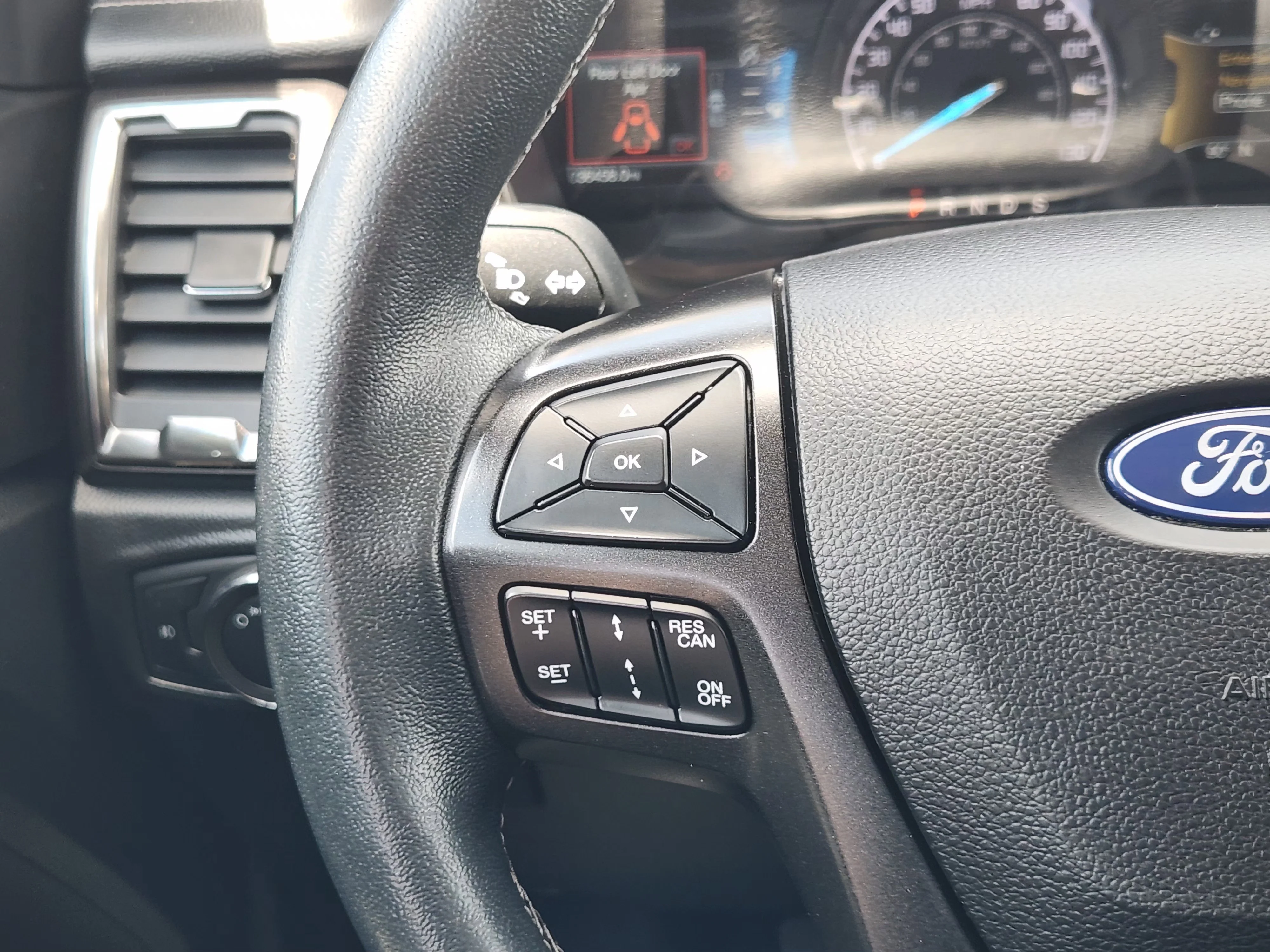 Used 2022 Gray Ford Lariat Tremor image 28