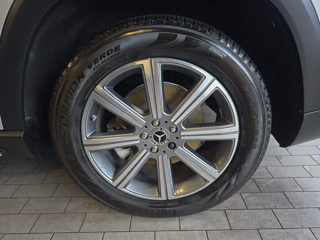 Used 2020 Silver Mercedes-Benz GLS 450 image 36