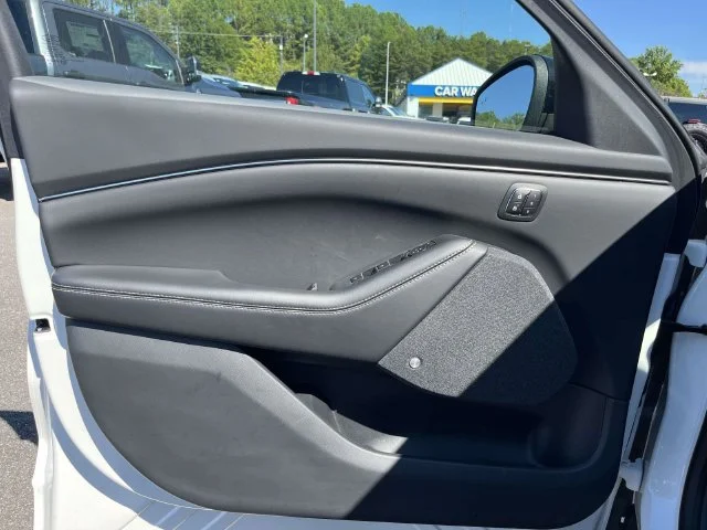 New 2026 White Ford Premium image 12