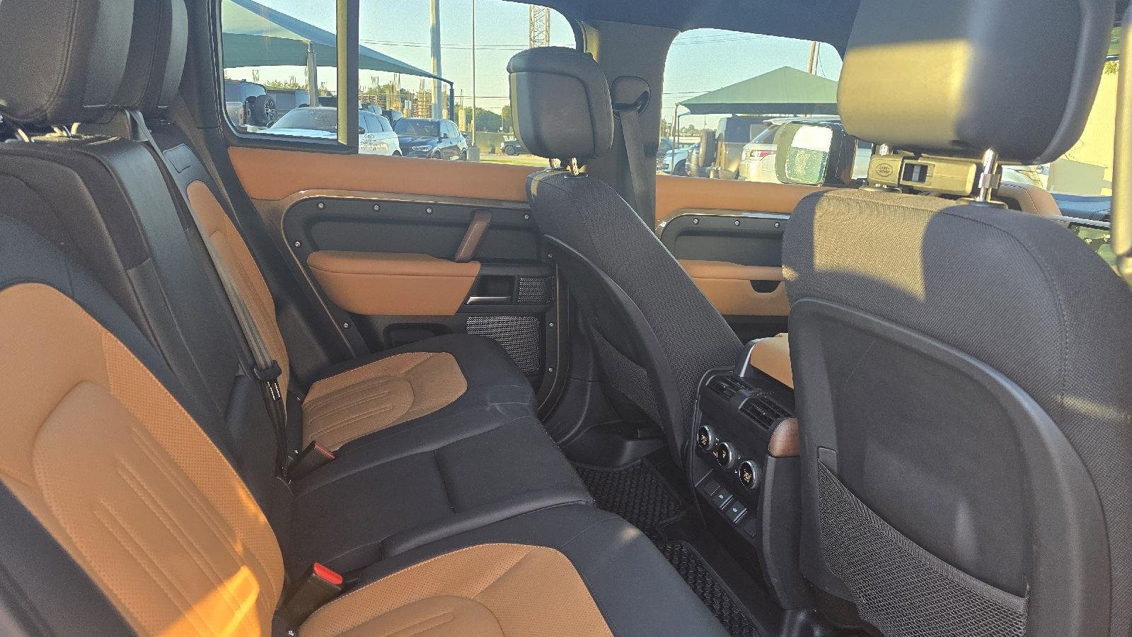 Used 2023 Gondwana Stone Land Rover X image 9