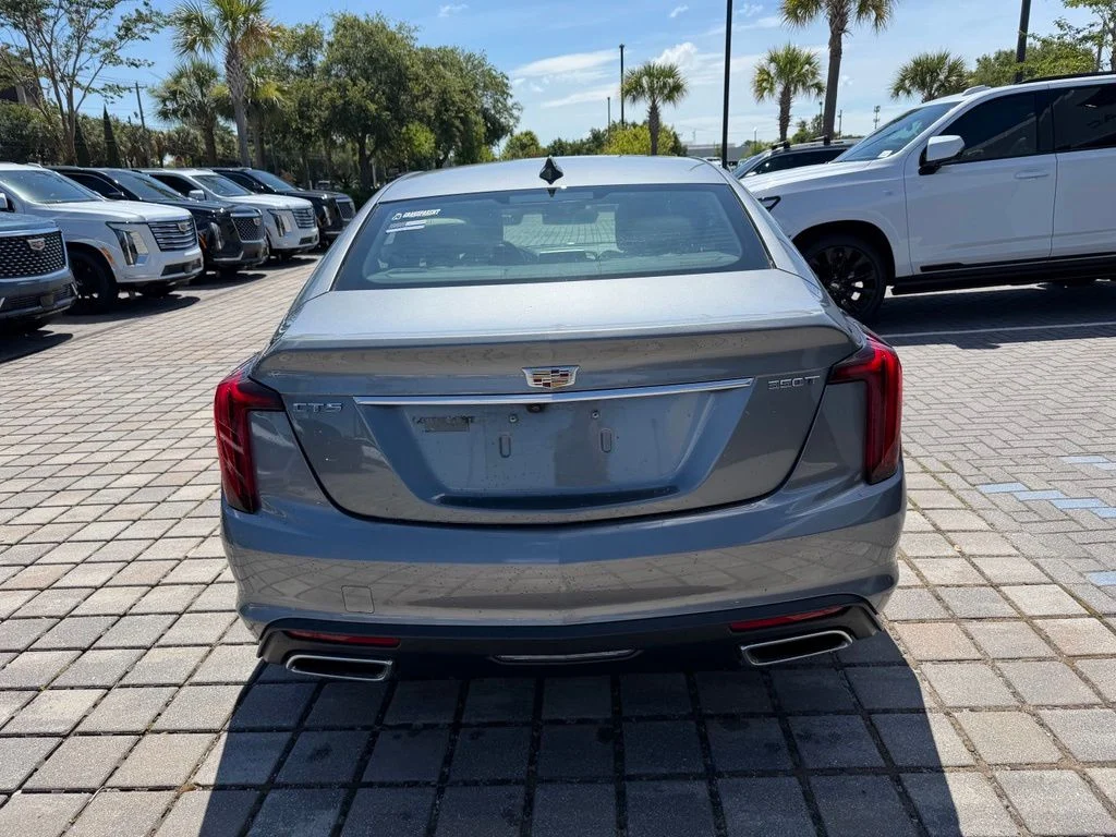 Used 2020 Steel Metallic Cadillac Luxury image 7