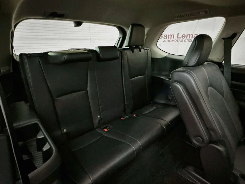 Used 2024 Silver Toyota Platinum image 28