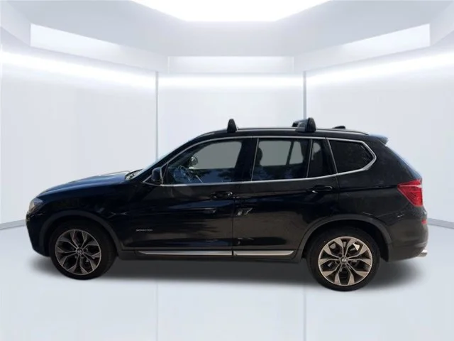 Used 2017 Black BMW xDrive28i image 10