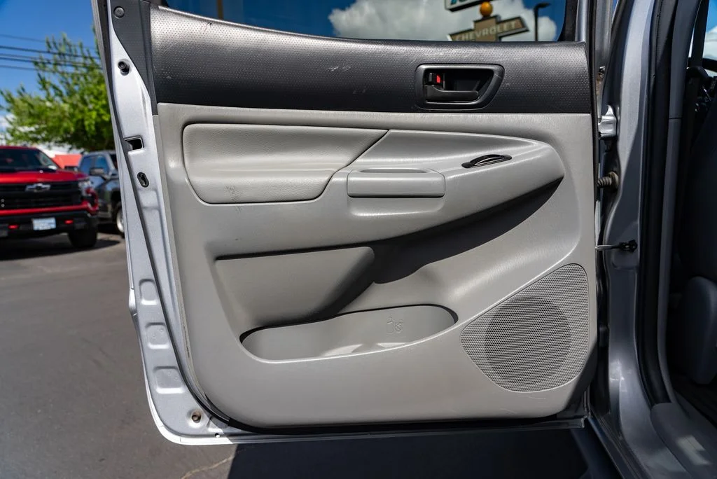 Used 2015 Silver Sky Metallic Toyota PreRunner image 28