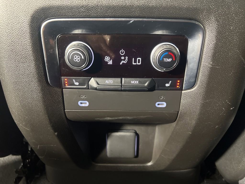 Used 2021 Shadow Gray Metallic Chevrolet High Country image 33