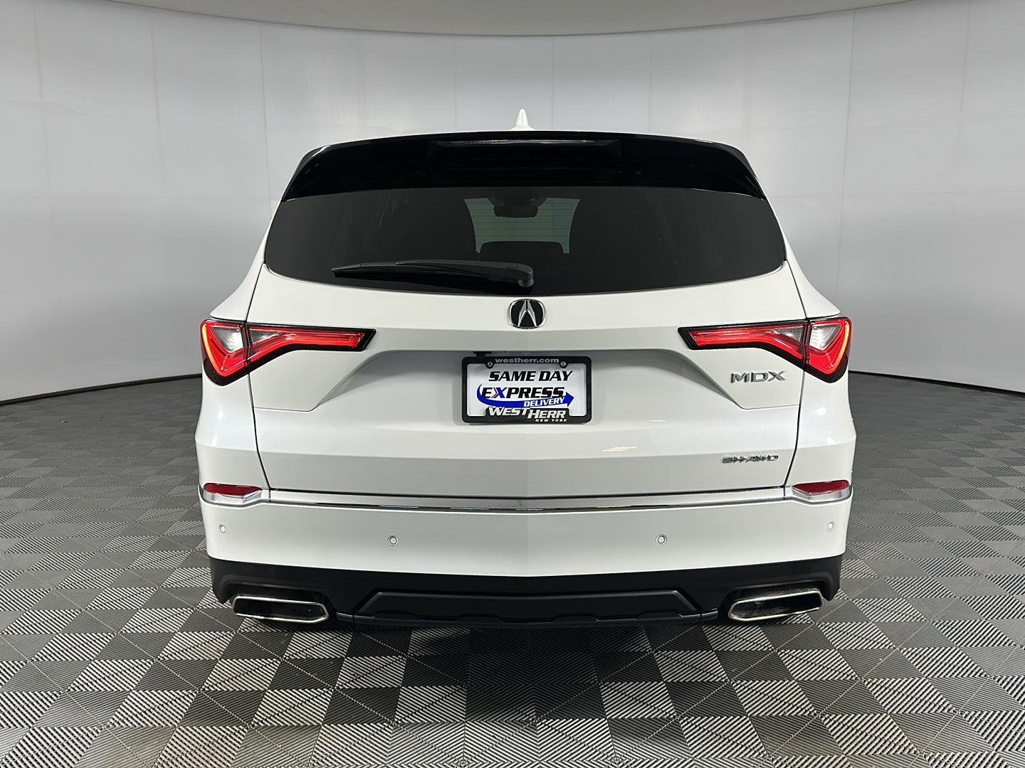 Used 2023 Platinum White Pearl Acura w/Technology Package image 24