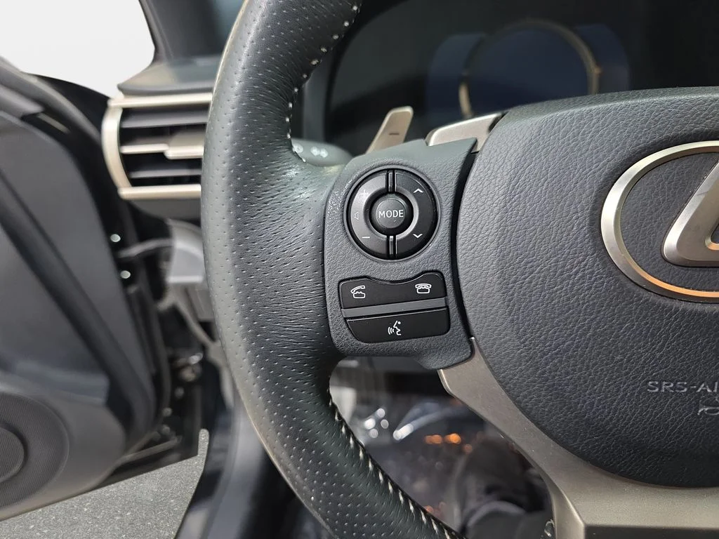 Used 2014 Obsidian Lexus 350 image 17