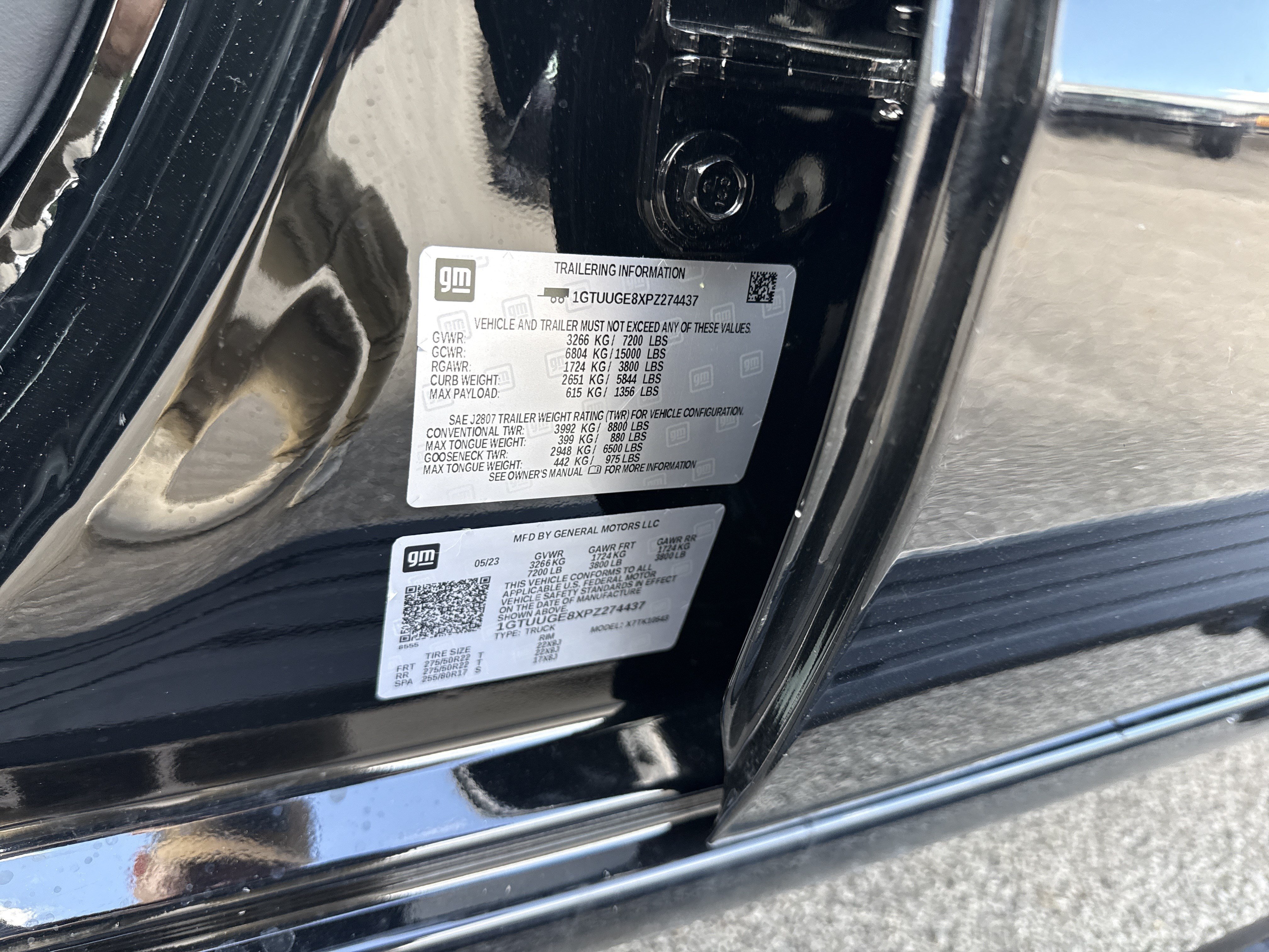 Used 2023 Onyx Black GMC Denali image 31