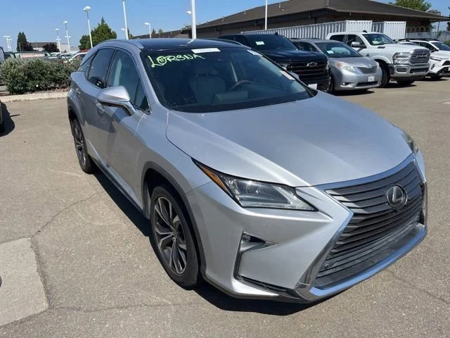 Used 2016 Silver Lining Metallic Lexus 350 image 3