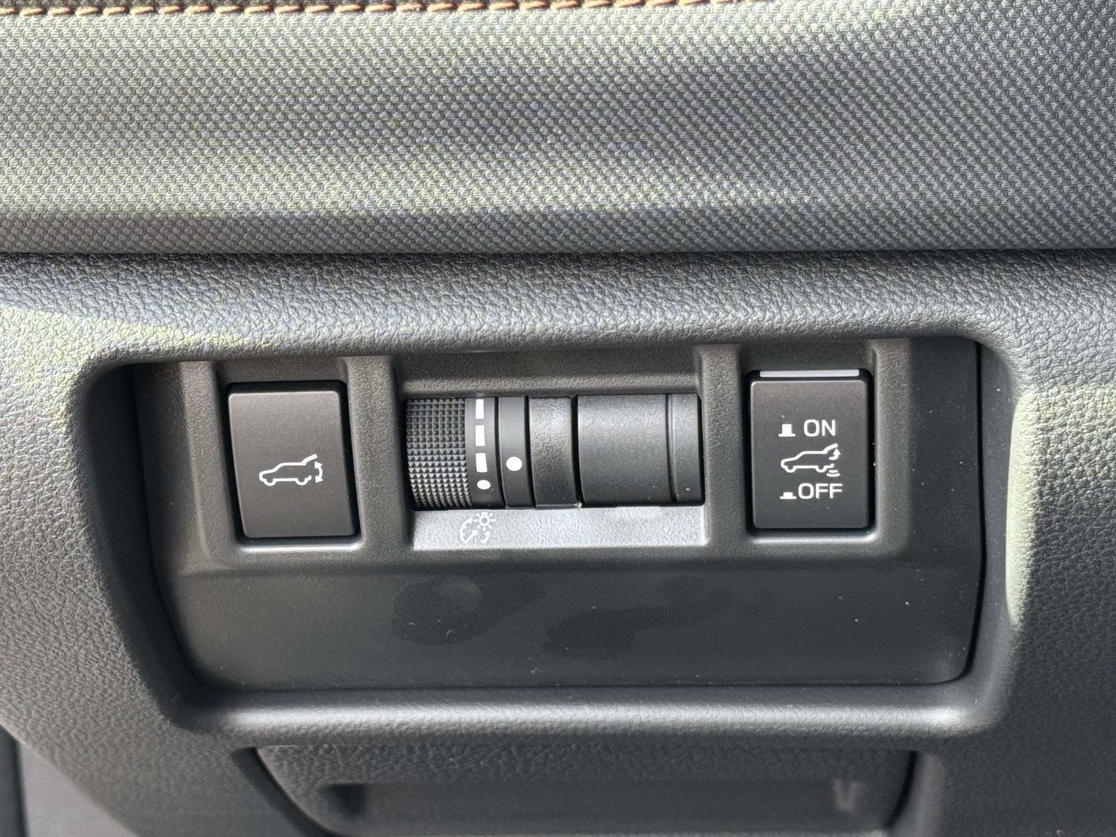 Used 2026 Crystal White Pearl Subaru Touring image 24