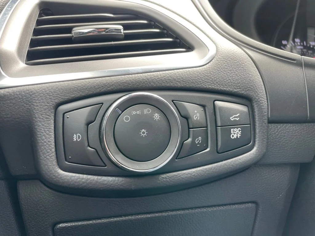 Used 2023 White Metallic Ford ST image 49