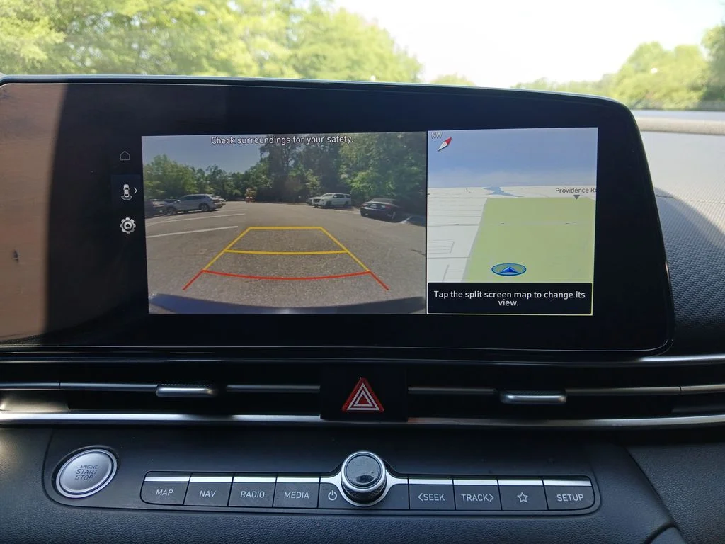 Used 2023 Black Hyundai SEL image 33