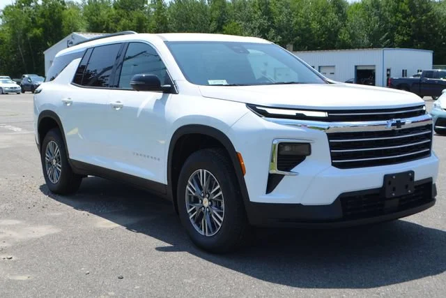 2026 Chevrolet Traverse LT - Photo 8