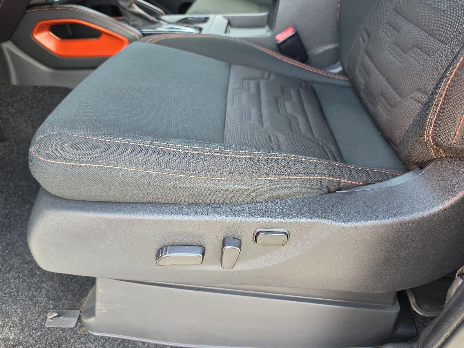 Used 2025 Boulder Gray Pearl Nissan PRO-4X image 15