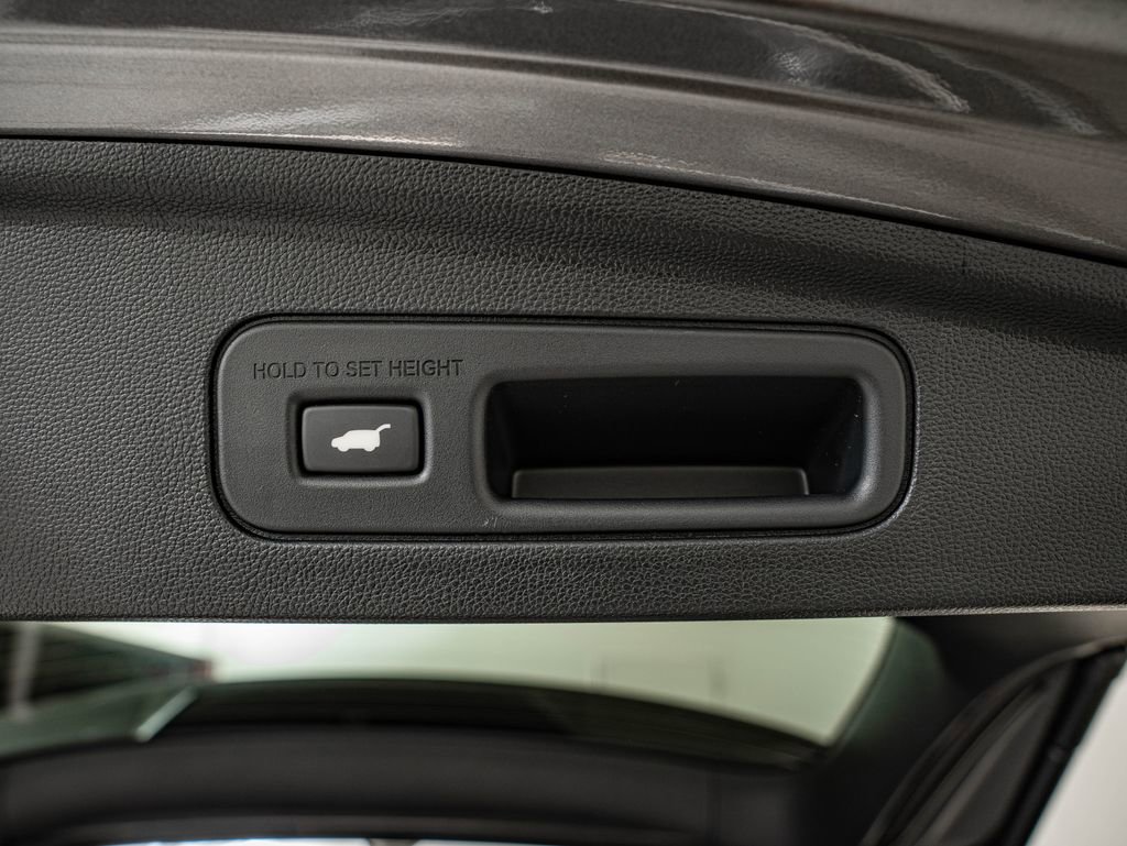 New 2026 Liquid Carbon Metallic Acura Advance Package image 40