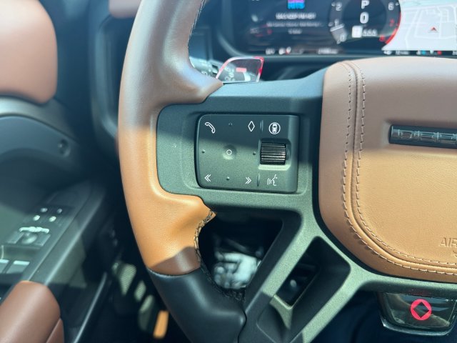 Used 2025 Beige Land Rover OCTA image 23