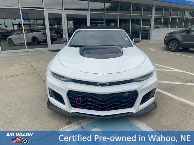 Used 2023 Summit White Chevrolet  image 8