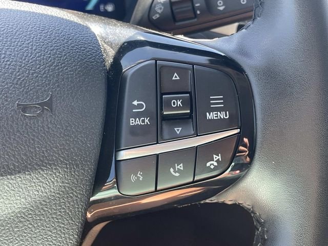 Used 2022 Silver Ford SEL image 21