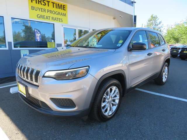 Used 2019 Gray Jeep  image 1